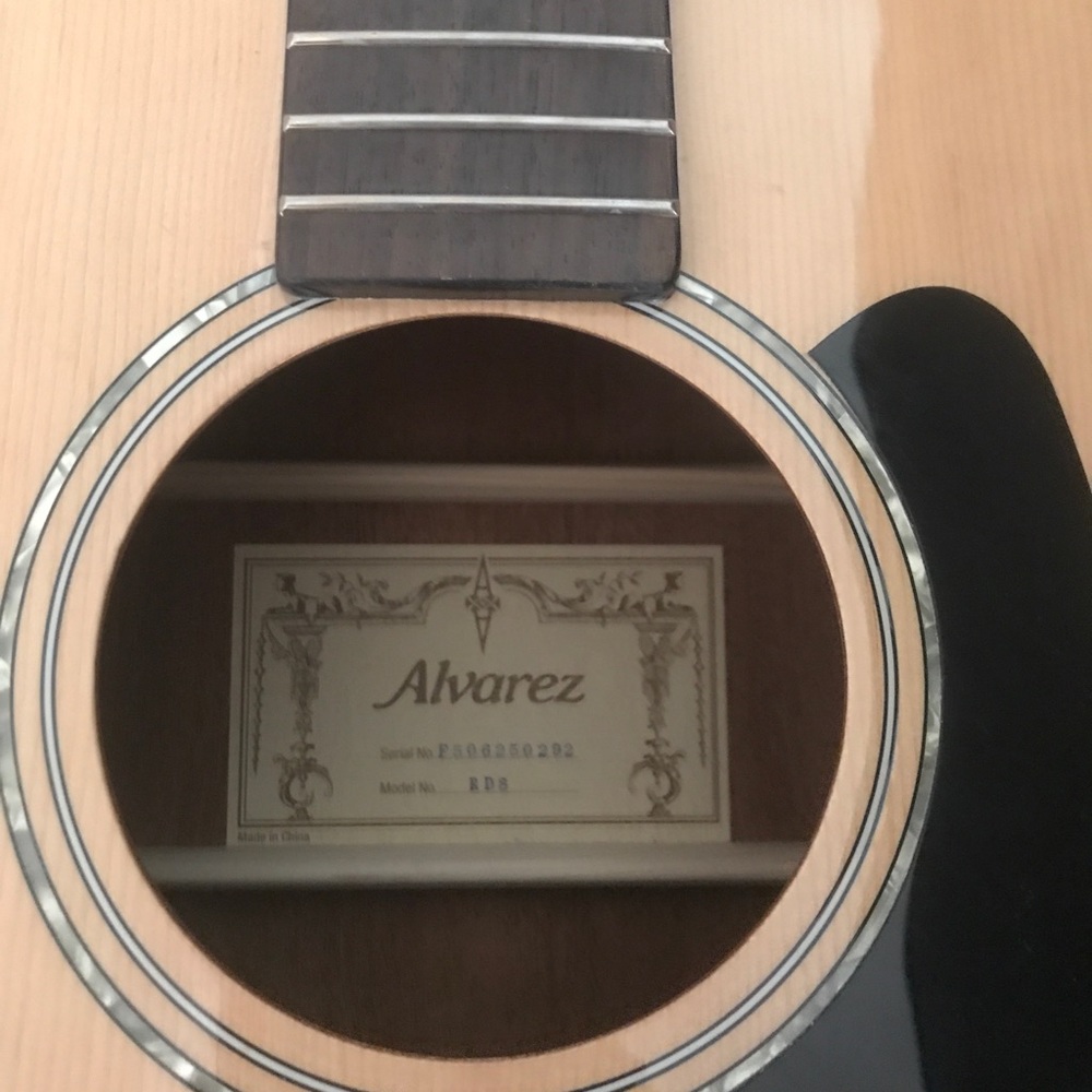 Alvarez guitar